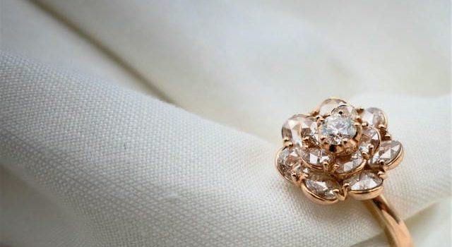 ロレックスが資産価値と魅力を両立させる理由と賢い腕時計ライフの秘訣