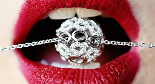 資産価値と希少性で語り継がれるラグジュアリー界の頂点バーキンの魅力